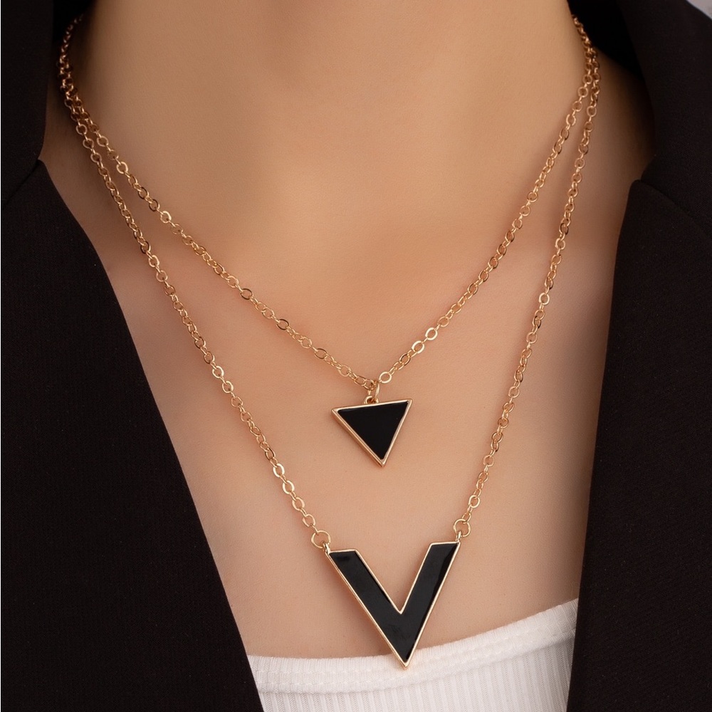 Layered necklace